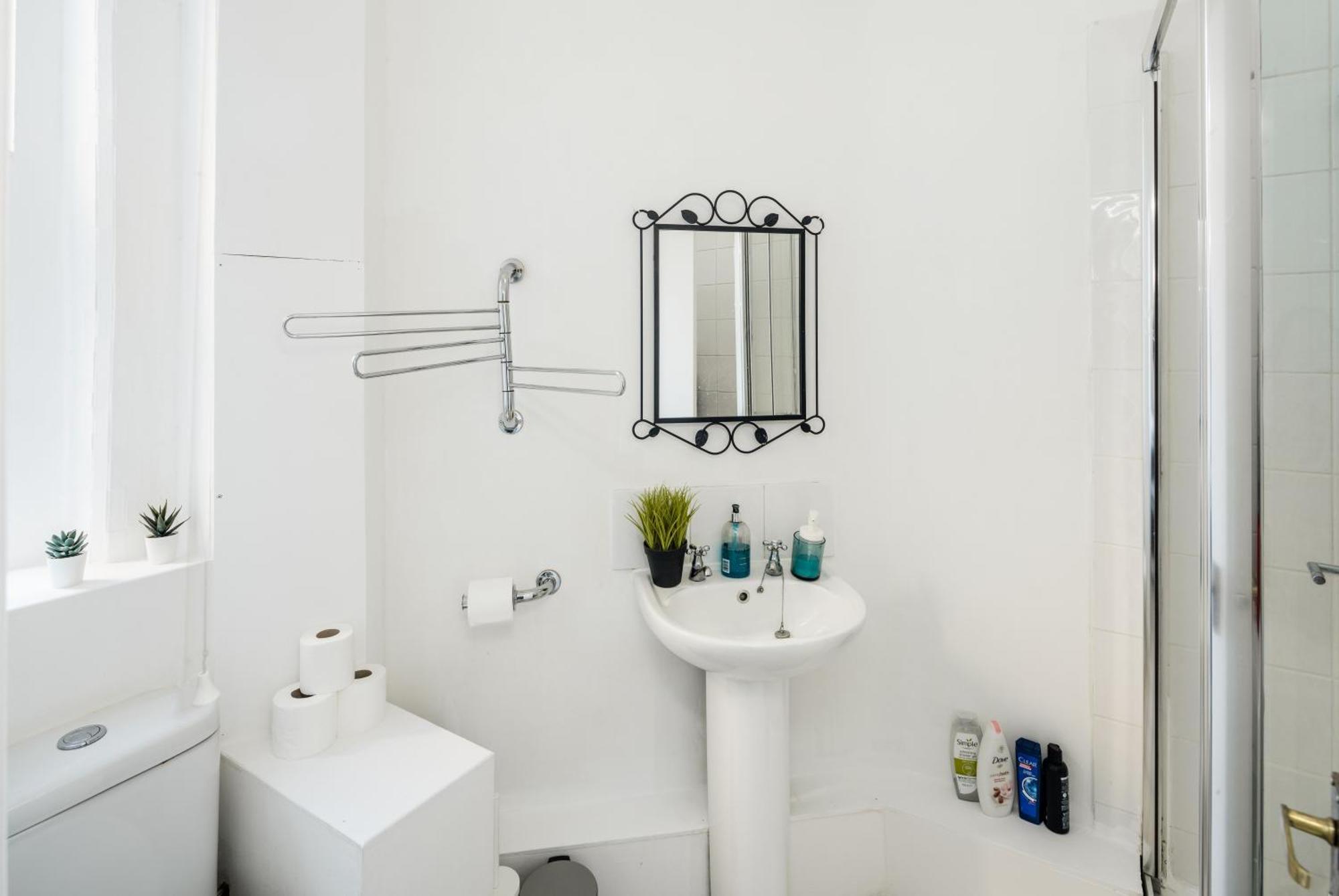 לונדון Cosy 1 Bedroom Home In Fitzrovia מראה חיצוני תמונה